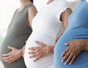 دراسة أمريكية : الحمل يغير شكل قدم المرأة بشكل دائم