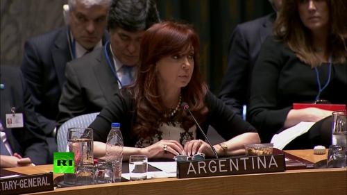  رئيسة الأرجنتين تتهم أميركا بمحاولة اغتيالها وإسقاط حكومتها عقب كلمتها الثورية في اﻷمم المتحدة