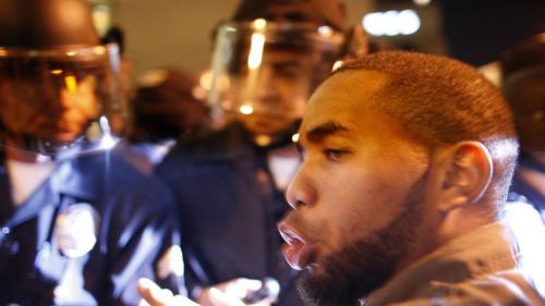 أمريكا :إعتقال المئات في أحتجاجات علي عنصرية الشرطة