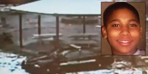 أمريكا : الشرطة تقتل طفل أسود البشره لحمله مسدس  لعبة 