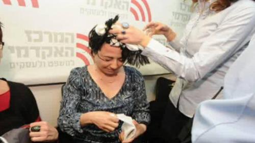 إسرائيل : هجوم على عضوة بالكنيست بأستخدام زجاجة ماء