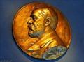 أنخفاض قيمة جائزة ”نوبل” بنسبة 20% هذا العام
