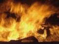 مصري يشعل النيران في منزله لرفض والدته إقراضه مبلغ مالي