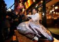 بيع سمكة تونة مقابل 4.5 مليون ين في اليابان